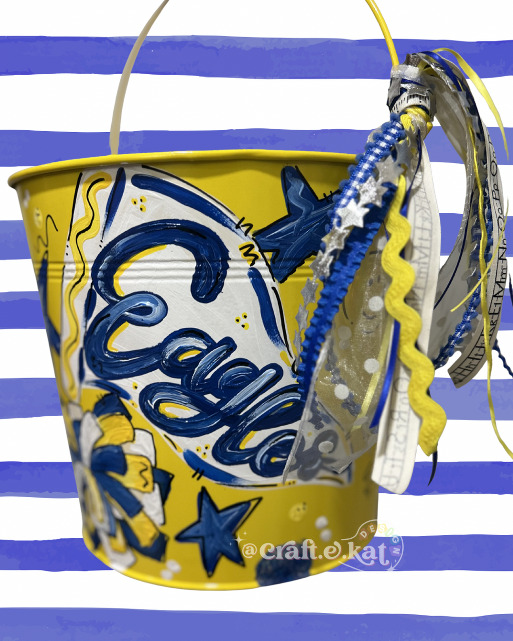 Spirit Doodle Bucket