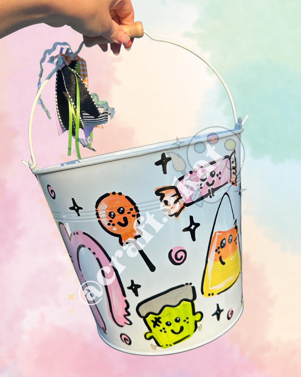 Halloween Doodle Bucket (Pastel)